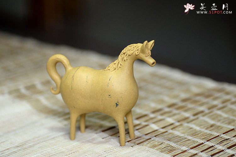 紫砂壶图片：马到吉象~ 施奇华特色文房茶宠 全手工 颇有玩味~ - 宜兴紫砂壶网