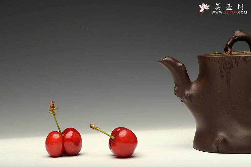 紫砂壶图片：蒋蓉花货风格 贴塑精致生动 桂花香 孙伟强张新亚合作 - 宜兴紫砂壶网