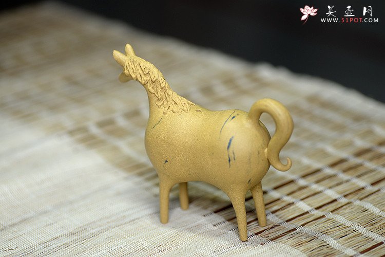 紫砂壶图片：马到吉象~ 施奇华特色文房茶宠 全手工 颇有玩味~ - 宜兴紫砂壶网