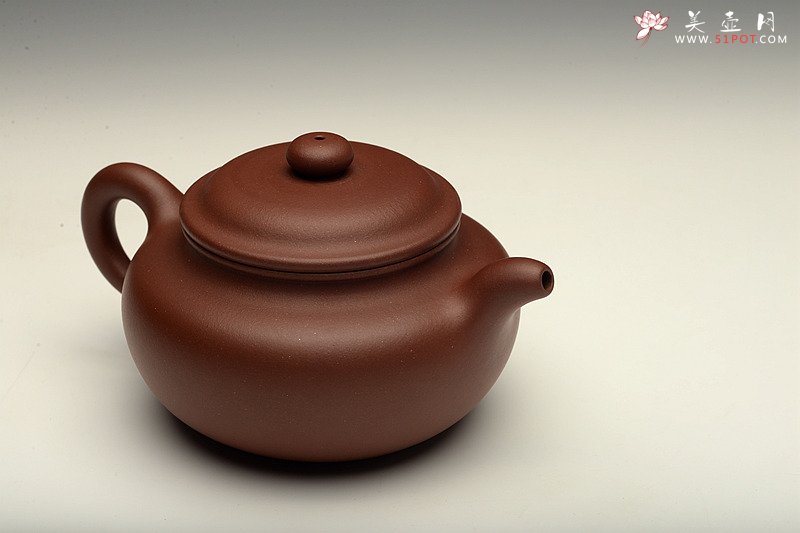 紫砂壶图片：传统器形 端庄大方  纯净黄龙山底槽青 全手仿古 - 宜兴紫砂壶网