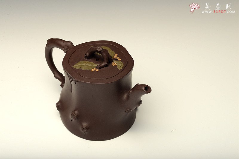 紫砂壶图片：蒋蓉花货风格 贴塑精致生动 桂花香 孙伟强张新亚合作 - 宜兴紫砂壶网