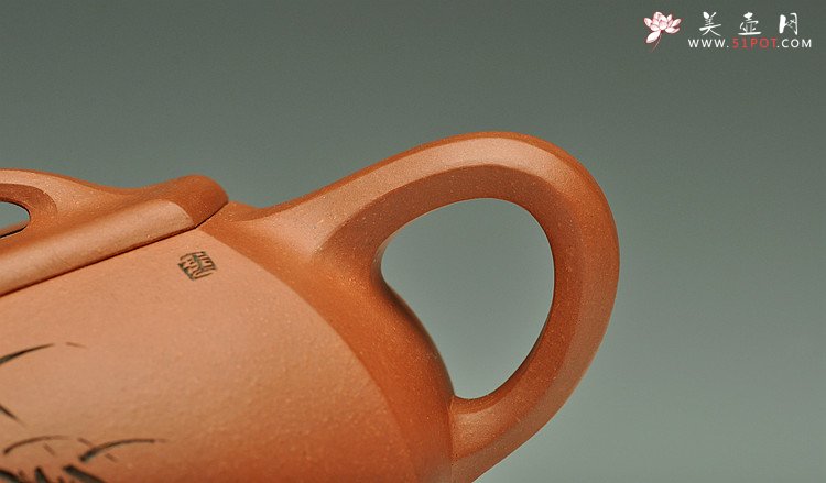 紫砂壶图片：线条流畅 挺拔有力  六方石瓢  实用佳品 - 宜兴紫砂壶网