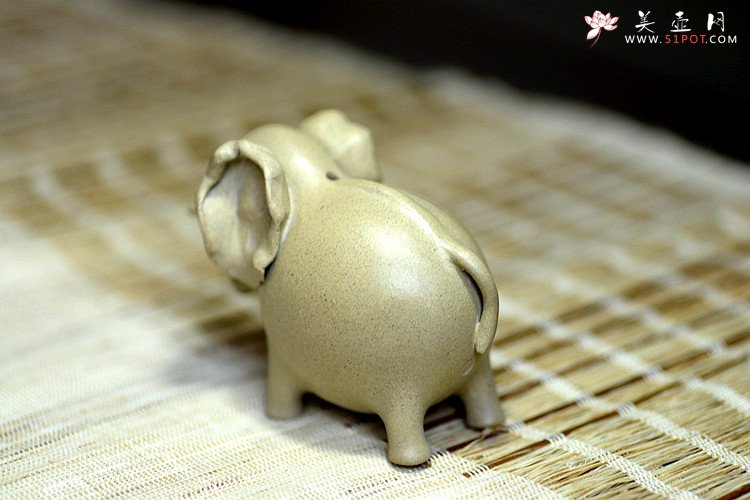 紫砂壶图片：马到吉象~ 施奇华特色文房茶宠 全手工 颇有玩味~ - 宜兴紫砂壶网