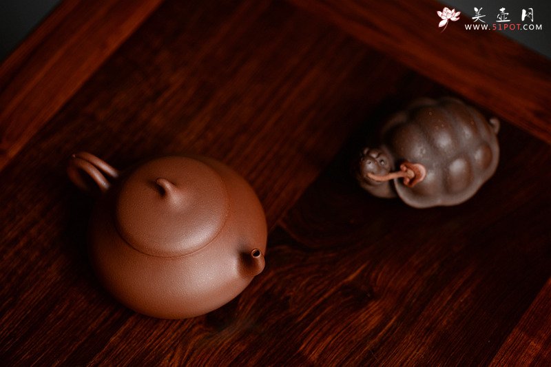 紫砂壶图片：张悦原创文人壶 感悟慢生活~ 全手遐逸壶 精品底槽青 - 宜兴紫砂壶网