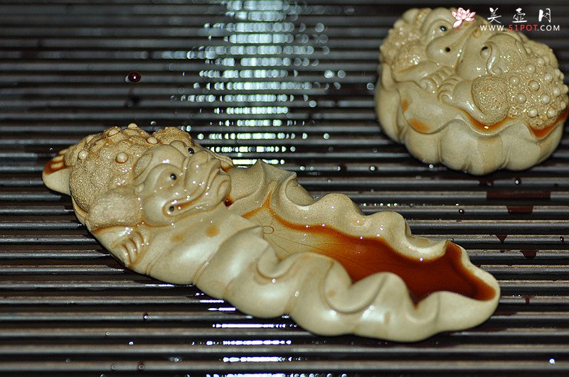 紫砂壶图片：优质段泥 做工精致 和和美美  镇纸or笔架or茶宠 - 宜兴紫砂壶网