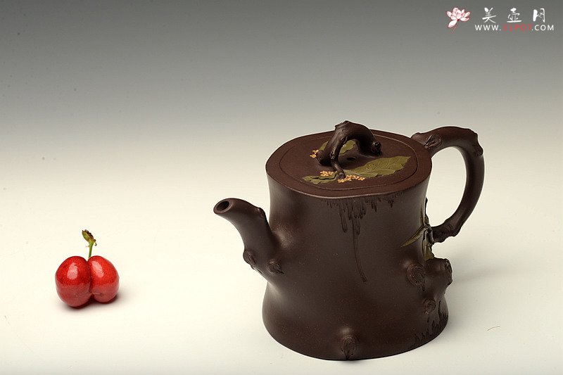 紫砂壶图片：蒋蓉花货风格 贴塑精致生动 桂花香 孙伟强张新亚合作 - 宜兴紫砂壶网