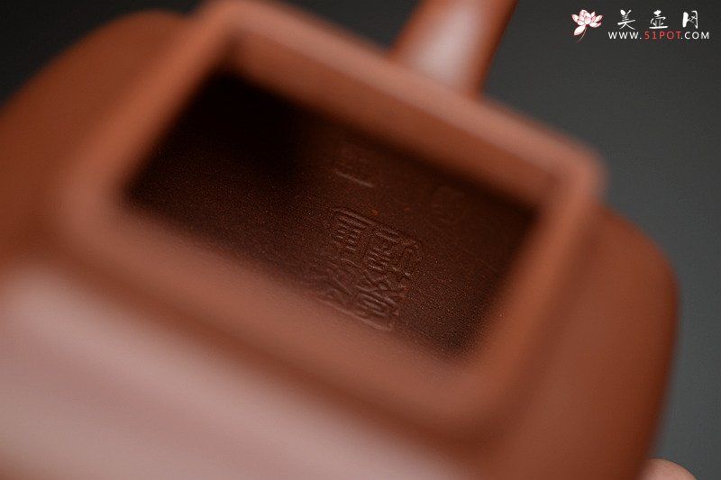 紫砂壶图片：许学军最新力作 浑方寓圆 挺拔大气 全手方韵 - 宜兴紫砂壶网