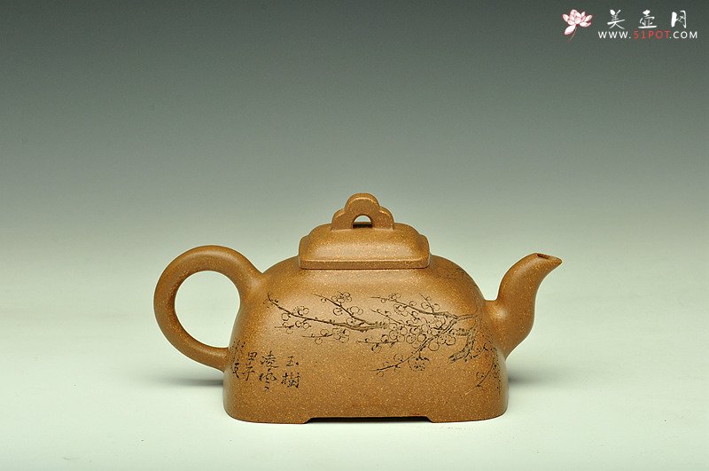 紫砂壶图片：老味纵横 2014全手工大赛一等奖袁德波装饰 全手孤棱 通转梅花 - 宜兴紫砂壶网