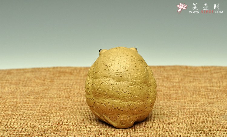 紫砂壶图片：全手茶宠 文房水注 年年有余   - 宜兴紫砂壶网