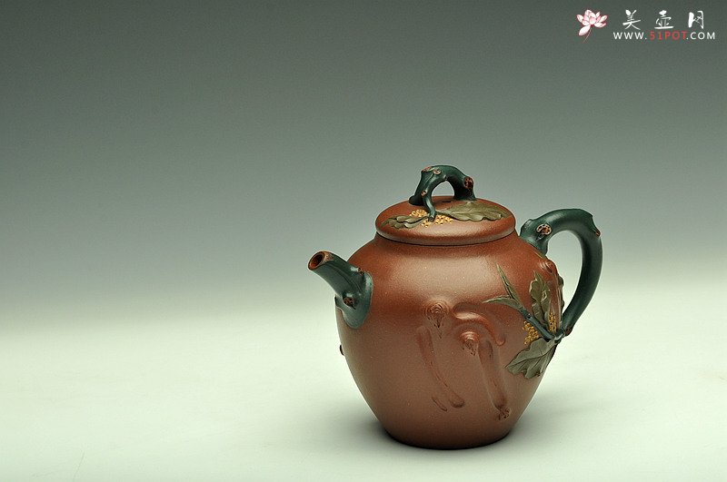 紫砂壶图片：三色装饰 贴塑精彩~ 桂花香二式 孙伟强张新亚合作 - 宜兴紫砂壶网