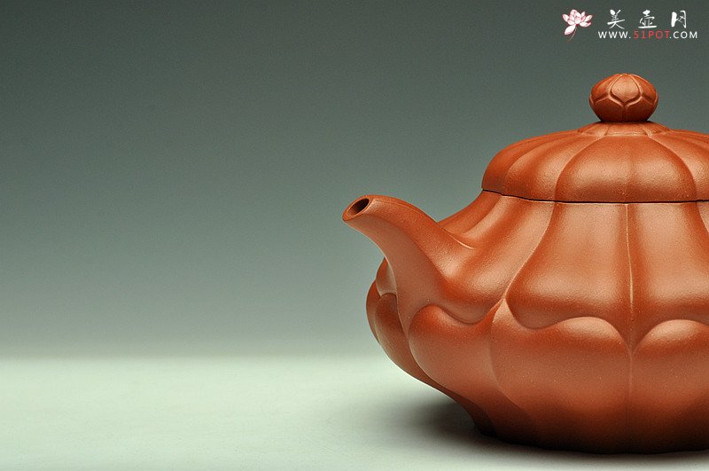 紫砂壶图片：雄厚大气 形态优美 大品合菱 - 宜兴紫砂壶网