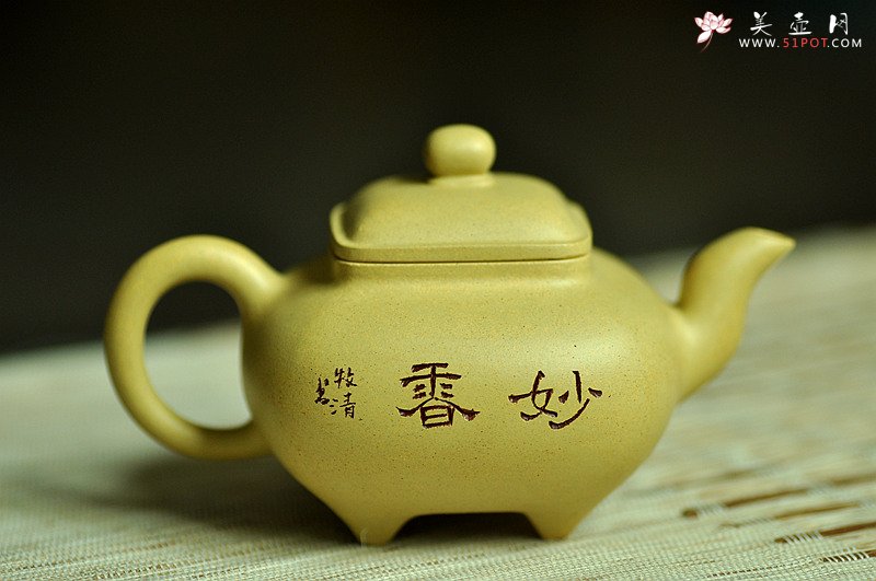 紫砂壶图片：文气小壶 器形端庄周正 本绿小传炉 - 宜兴紫砂壶网