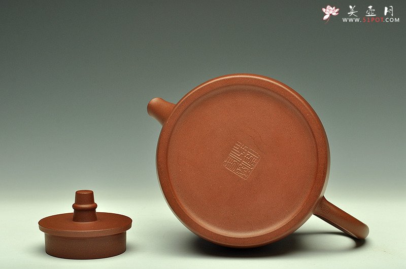 紫砂壶图片：顾氏遗风 精品代表作 全手大品汉铎 挺拔俊美 夏日畅饮~ - 宜兴紫砂壶网