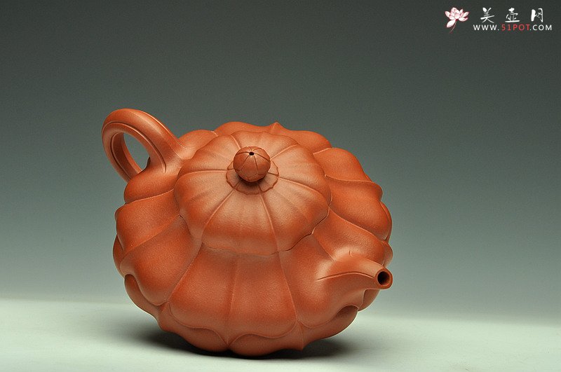 紫砂壶图片：雄厚大气 形态优美 大品合菱 - 宜兴紫砂壶网