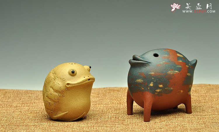 紫砂壶图片：全手茶宠 文房水注 年年有余   - 宜兴紫砂壶网