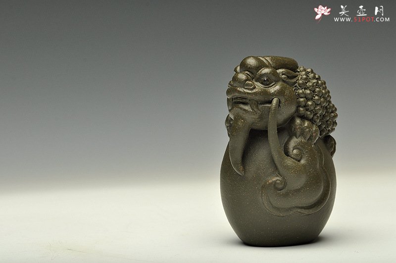 紫砂壶图片：做工精致 神态细腻~ 如意绿龙 - 宜兴紫砂壶网