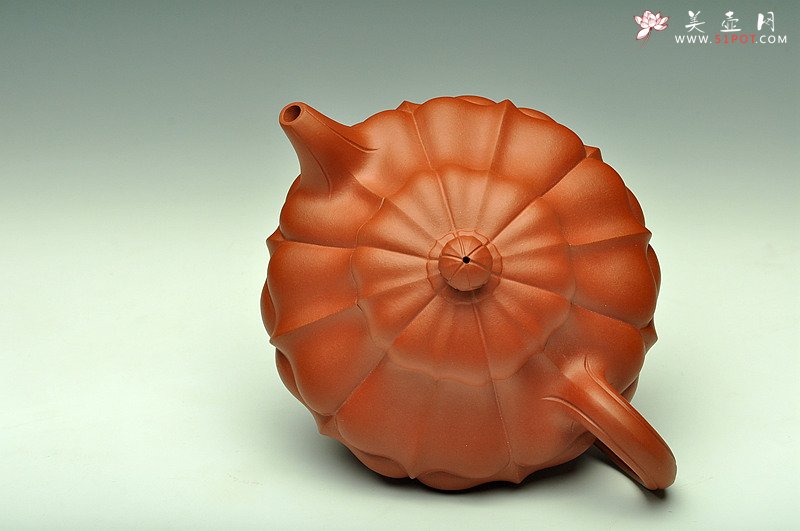 紫砂壶图片：雄厚大气 形态优美 大品合菱 - 宜兴紫砂壶网