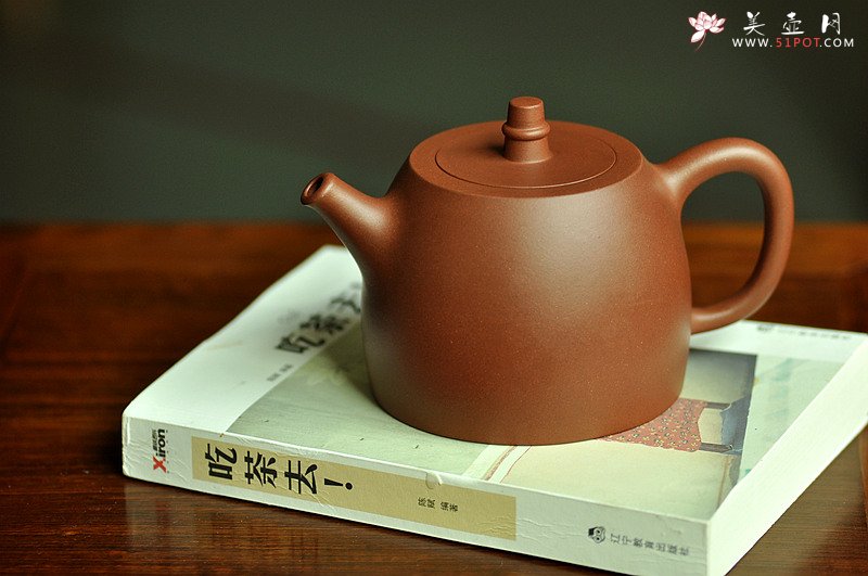 紫砂壶图片：顾氏遗风 精品代表作 全手大品汉铎 挺拔俊美 夏日畅饮~ - 宜兴紫砂壶网