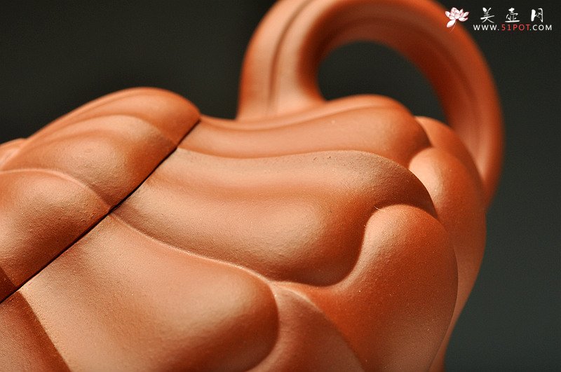 紫砂壶图片：雄厚大气 形态优美 大品合菱 - 宜兴紫砂壶网