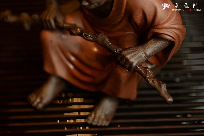 紫砂壶图片：历时两年创作~王健扛鼎之作十八罗汉之持杖罗汉和长眉罗汉~ - 宜兴紫砂壶网