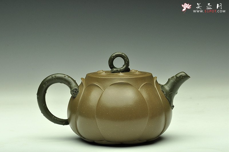 紫砂壶图片：原创作品孙伟强张新亚合作 灵秀俊美    典雅大气 - 宜兴紫砂壶网