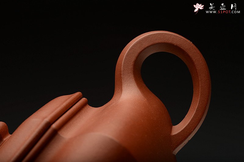 紫砂壶图片：温润如玉  全手六方水扁 线条流畅  - 宜兴紫砂壶网