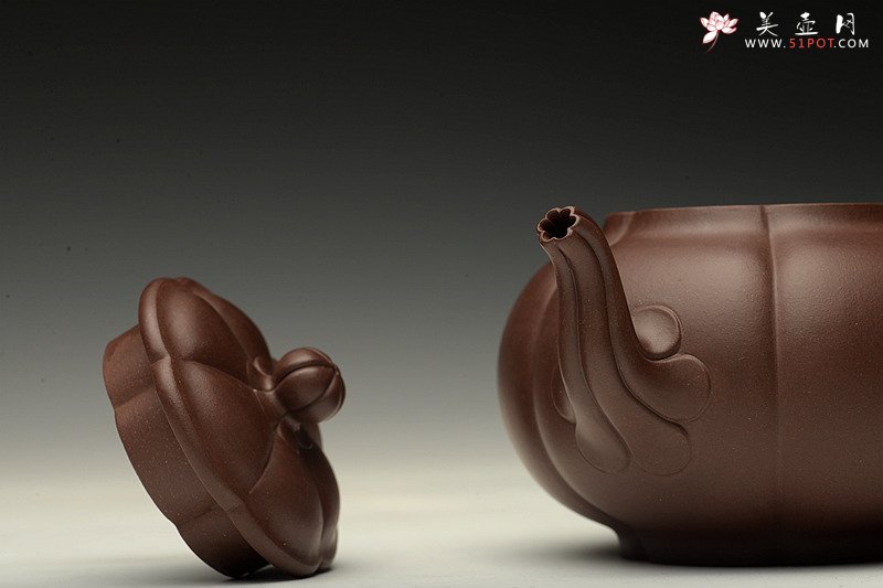 紫砂壶图片：全手筋囊佳器 获得全手工二等奖 蔡旭伟代表作 铭德 - 宜兴紫砂壶网