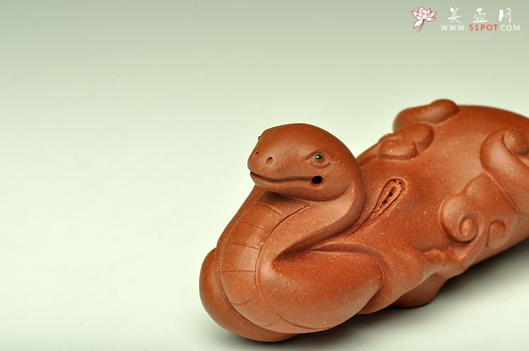 紫砂壶图片：精品茶宠如意狗 福猪 灵蛇 云龙 - 宜兴紫砂壶网