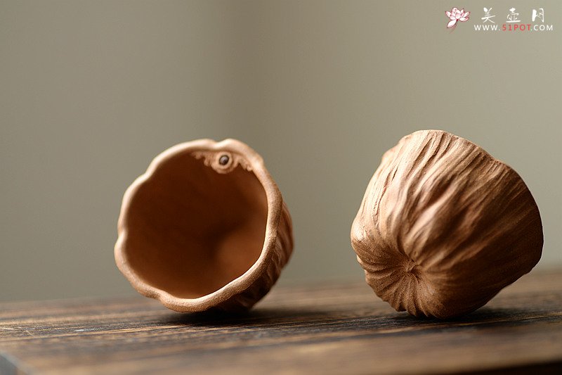 紫砂壶图片：文气老段 学院派风格 全手莲蓬品茗杯 清凉一夏o(∩_∩)o  - 宜兴紫砂壶网