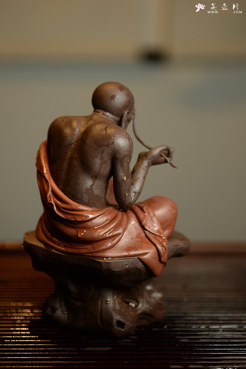 紫砂壶图片：历时两年创作~王健扛鼎之作十八罗汉之持杖罗汉和长眉罗汉~ - 宜兴紫砂壶网