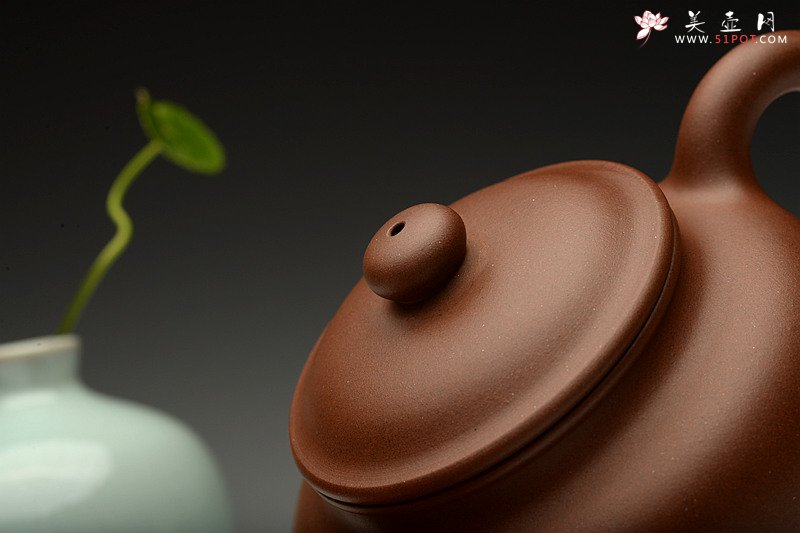 紫砂壶图片：邵春良最新作品 光素柔和 质朴大方 全手莲子 - 宜兴紫砂壶网