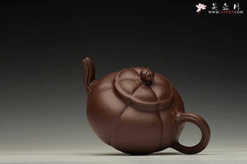 紫砂壶图片：全手筋囊佳器 获得全手工二等奖 蔡旭伟代表作 铭德 - 宜兴紫砂壶网