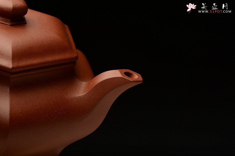 紫砂壶图片：温润如玉  全手六方水扁 线条流畅  - 宜兴紫砂壶网