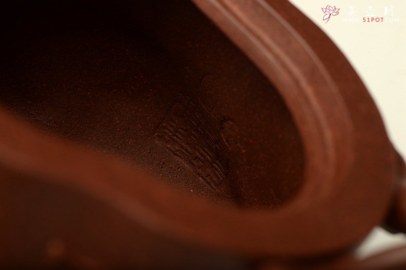 紫砂壶图片：单志萍双色作品 全手精品花器 喜上眉梢 立体梅花 - 宜兴紫砂壶网