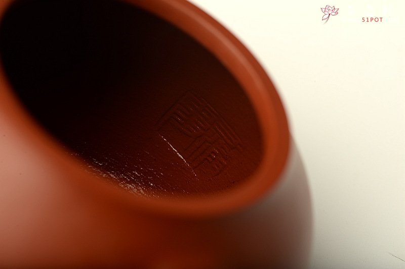 紫砂壶图片：原矿纯朱泥 不接受预定 娇艳可人 全手小苹果 于洪霞老师随兴而作 - 宜兴紫砂壶网