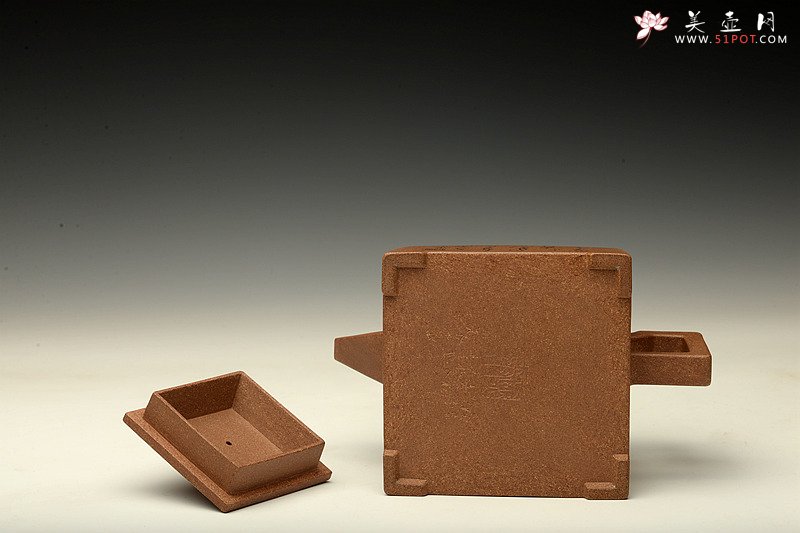 紫砂壶图片：精品老段 古韵十足 挺拔刚劲 全手镶片 中正壶 - 宜兴紫砂壶网