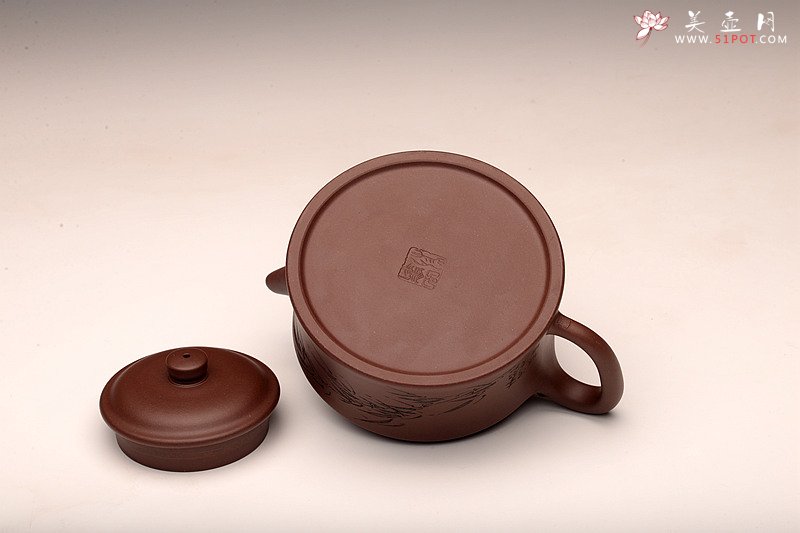 紫砂壶图片：强强联合 曲峰经典作品  全手玉龙禅锺 陆轶舟装饰 - 宜兴紫砂壶网