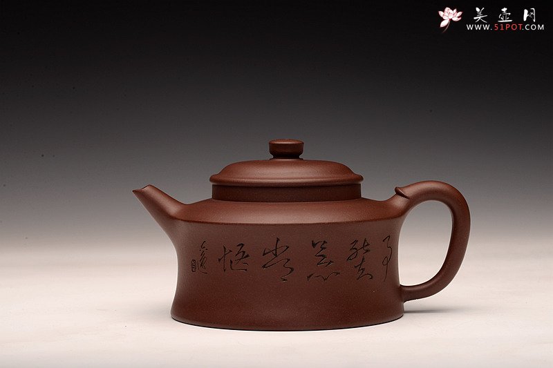 紫砂壶图片：强强联合 曲峰经典作品  全手玉龙禅锺 陆轶舟装饰 - 宜兴紫砂壶网