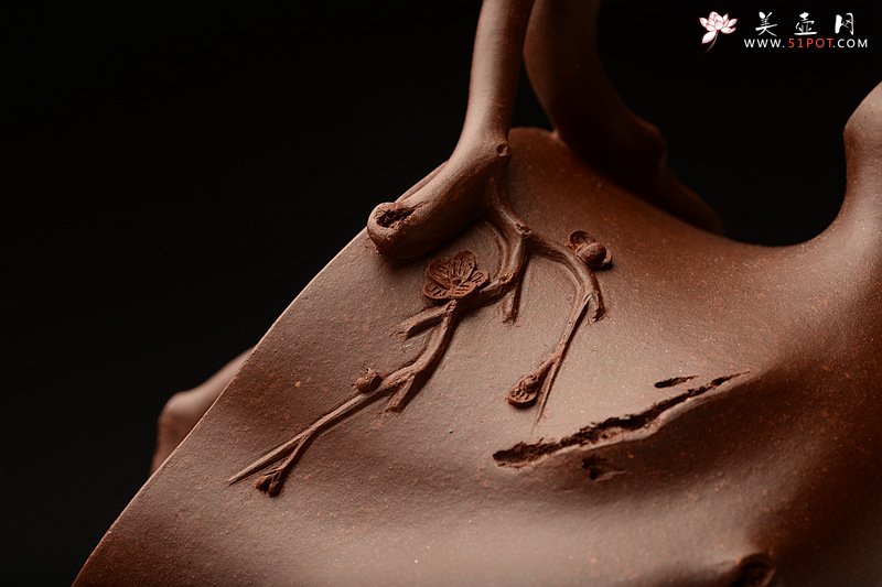 紫砂壶图片：单志萍双色作品 全手精品花器 喜上眉梢 立体梅花 - 宜兴紫砂壶网