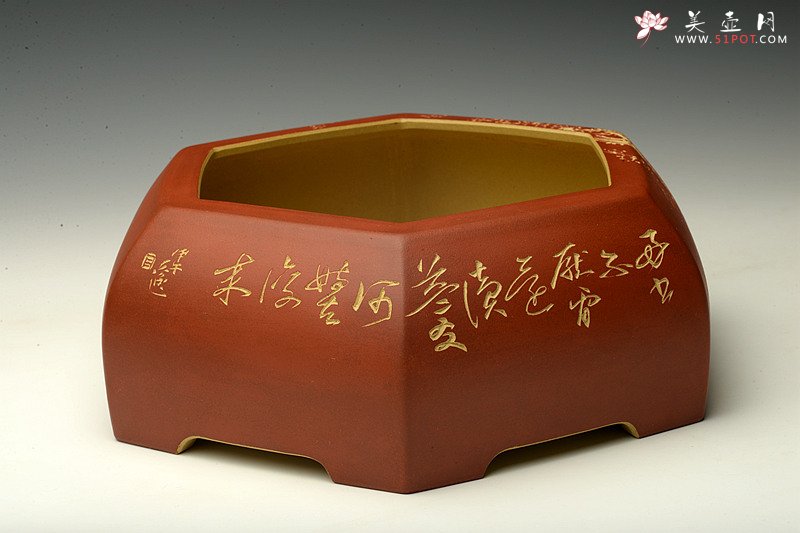 紫砂壶图片：陆轶舟精品代表作 全手六方水洗  刀法精炼层次分明 - 宜兴紫砂壶网