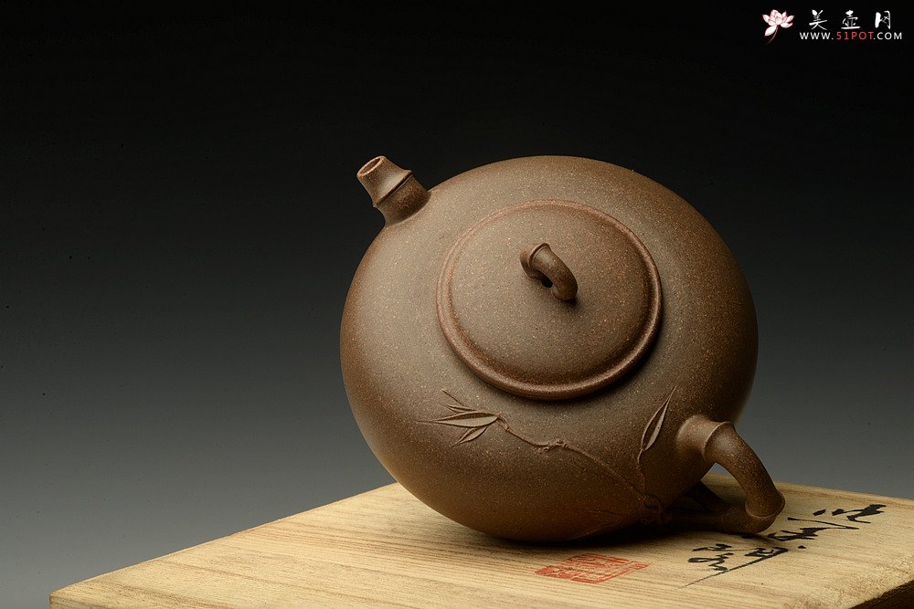 紫砂壶图片：实力派潘丹初 优质青段 国画入壶 秀雅文气 全手原创福竹o(∩_∩)o  - 宜兴紫砂壶网