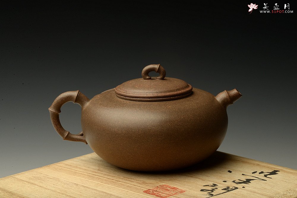 紫砂壶图片：实力派潘丹初 优质青段 国画入壶 秀雅文气 全手原创福竹o(∩_∩)o  - 宜兴紫砂壶网