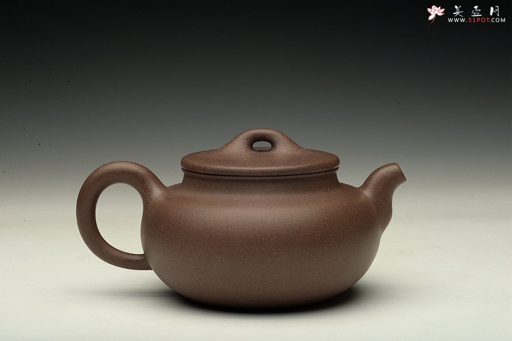 紫砂壶图片：美壶特惠 温文尔雅 青灰泥  融古一式 - 宜兴紫砂壶网