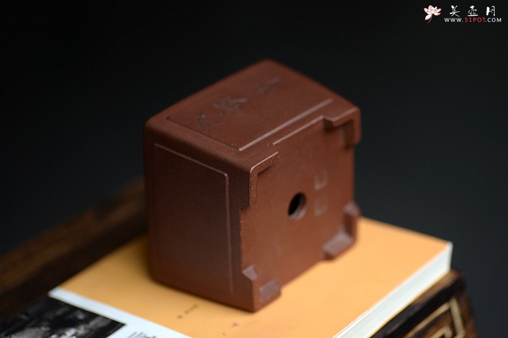 紫砂壶图片：张秋平全手制花盆 陆逸舟精心装饰 开光花盆 文房雅玩~ - 宜兴紫砂壶网