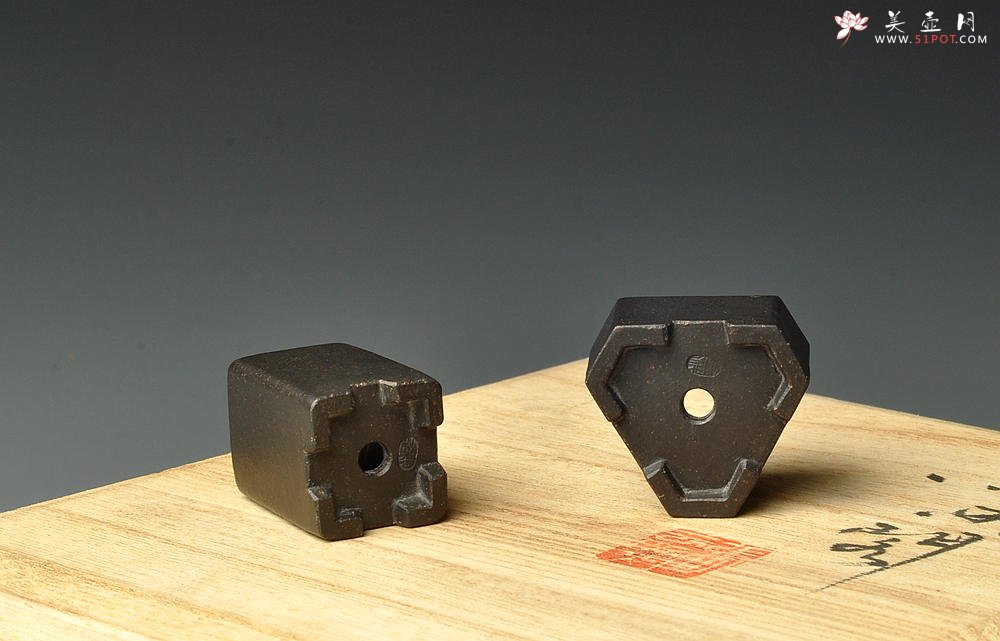 紫砂壶图片：张秋平全手微型花盆 漂亮好玩 - 宜兴紫砂壶网