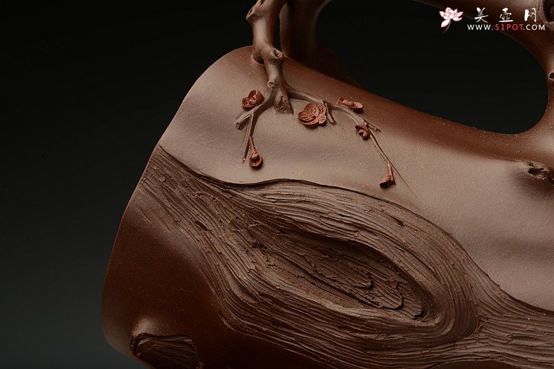 紫砂壶图片：单志萍甲午力作 铮铮铁骨 全手精品 傲雪红梅套组 挺拔俊秀 - 宜兴紫砂壶网