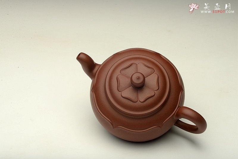 紫砂壶图片：储俊伟全手过程的那个三足宝莲o(∩_∩)o  - 宜兴紫砂壶网