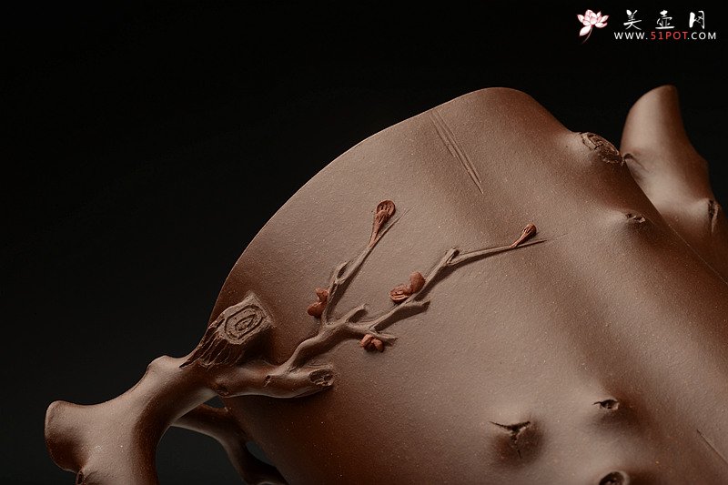 紫砂壶图片：单志萍甲午力作 铮铮铁骨 全手精品 傲雪红梅套组 挺拔俊秀 - 宜兴紫砂壶网