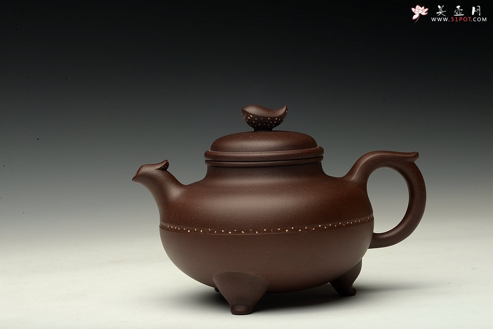 紫砂壶图片：于洪霞新作 造型新颖  全手凤鸣 寓意吉祥 - 宜兴紫砂壶网