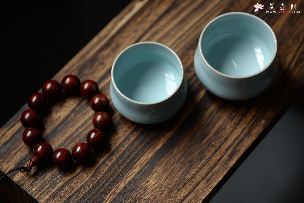 紫砂壶图片：正宗汝州汝瓷  烧出天空的颜色o(∩_∩)o  手工圆融杯 香插 完美支钉烧 - 宜兴紫砂壶网